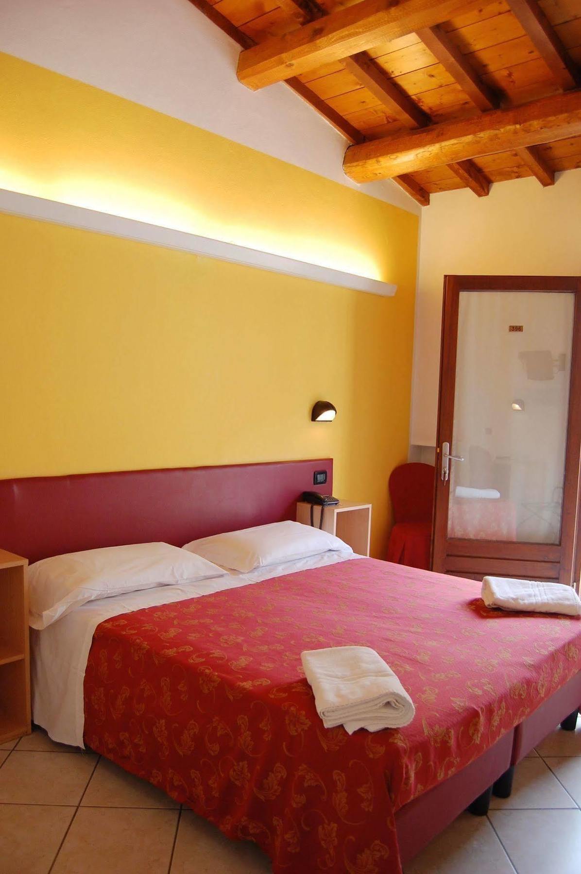 Abbazia Bed&Breakfast Mantova Exterior foto